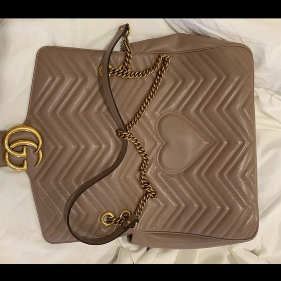 Gucci Medium GG Mormont Chain Shoulder Bag - Picture 3 of 10